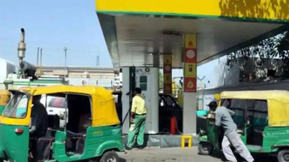 Another blow to CNG vehicle owners! Prices hiked yet again, check how much you need to pay