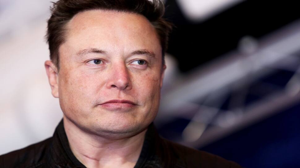 Elon Musk discloses 9.2% stake in Twitter