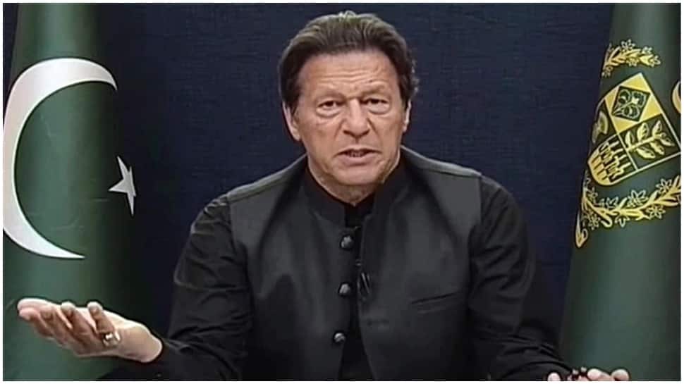 Imran Khan outsmarts Pakistan with assembly dissoulition move
