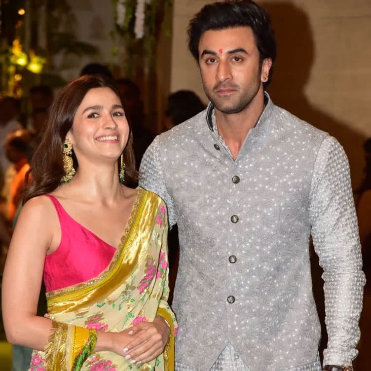 Ranbir Kapoor-Alia Bhatt wedding update: From bachelor's party to secret  guest list, big 5 scoops! | News | Zee News