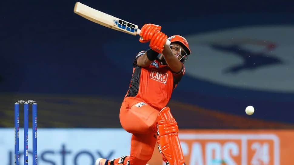 Sunrisers Hyderabad batter Nicholas Pooran en route to scoring 34 against Lucknow Super Giants in their IPL 2022 match. Pooran has crossed the 30-run mark just twice in his last 16 IPL innings. (Photo: BCCI/IPL)