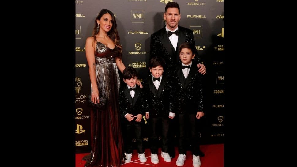 Lionel Messi’s wife Antonela Roccuzzo pleads husband to ‘let the kids win’, WATCH