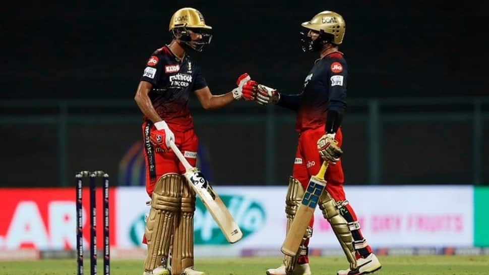 IPL 2022: Dinesh Karthik, Shahbaz Ahmed shine as RCB beat RR by 4 wickets | Cricket News