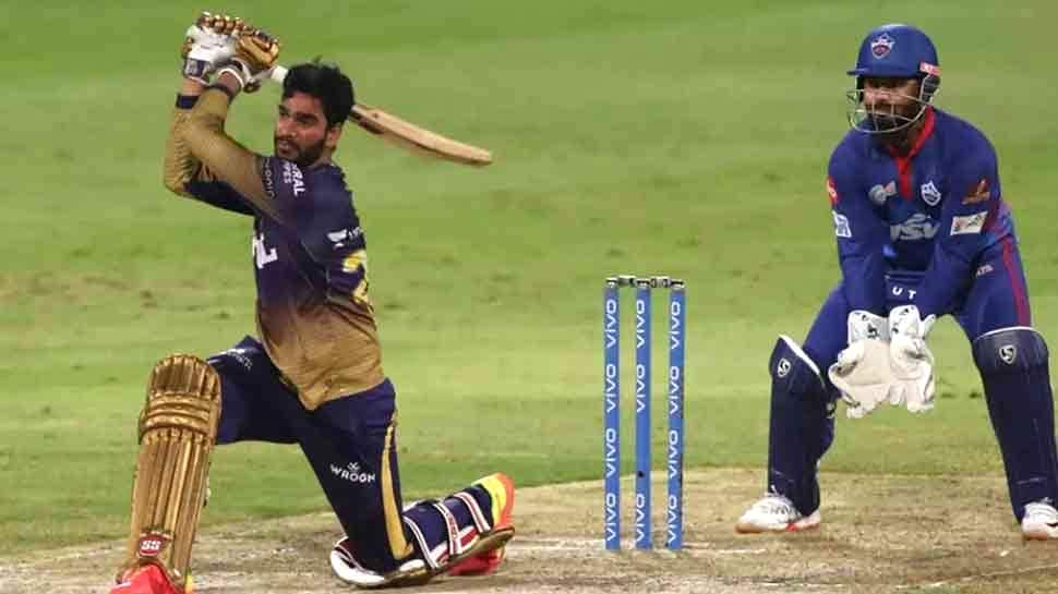 Kolkata Knight Riders are currently in 2nd place on the IPL 2022 points table with two wins in 3 games. But Venkatesh Iyer is yet to find his top form, scoring 16, 10 and 3 for the Knights this season. (Source: Twitter) 