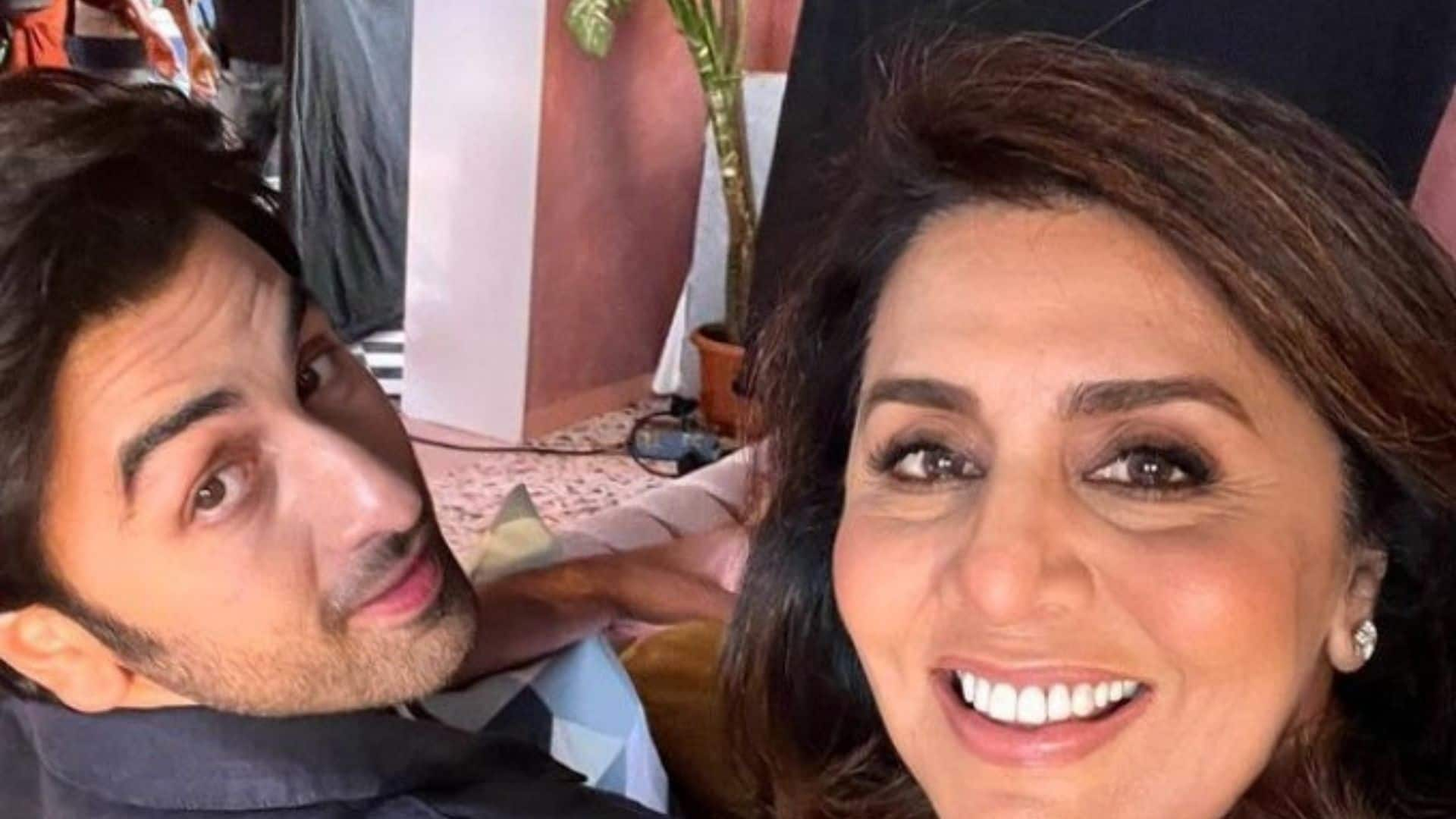  Neetu Kapoor shares a selfie with her ‘jaane jigar’ Ranbir ahead of his wedding with Alia Bhatt 