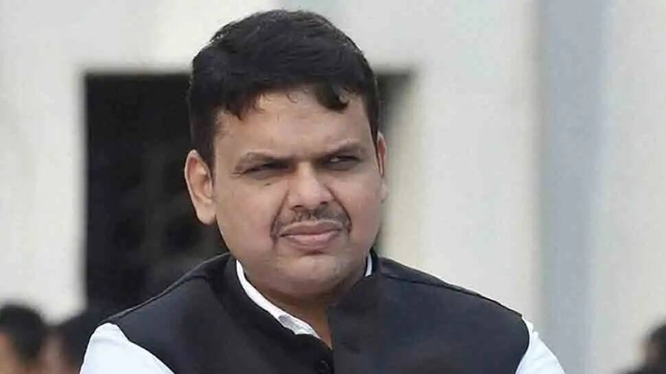 Shiv Sena has become pseudo-secular, says Devendra Fadnavis citing calendar in Urdu