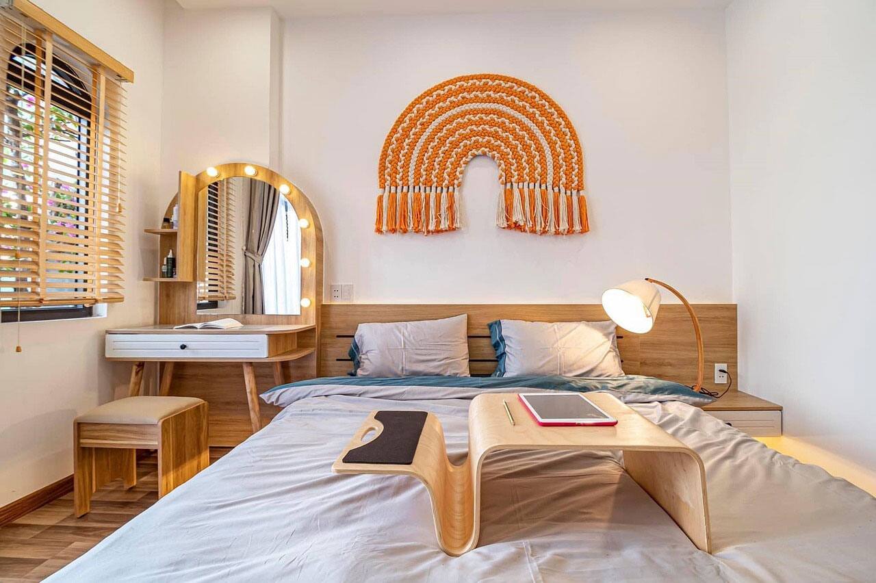 Keep wooden bed in your bedroom!