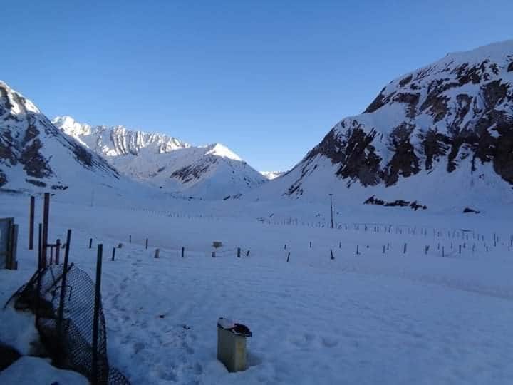 Area surrounding the holy Amarnath shrine covered in snow