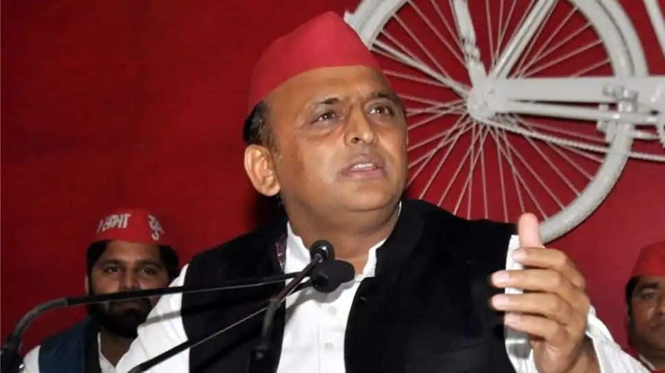 SP&#039;s Kasim Raeen resigns citing inaction by Akhilesh Yadav against treatment of Muslims in UP