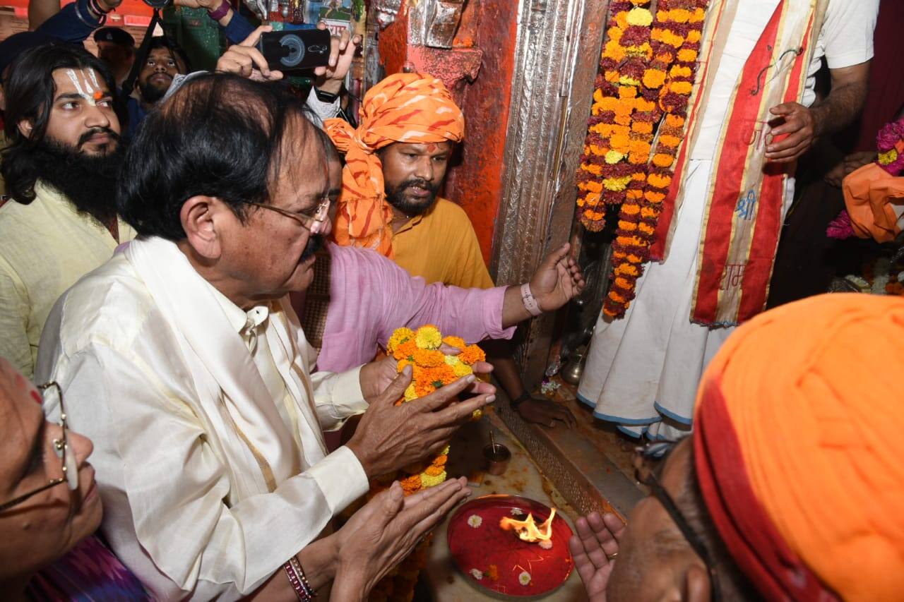 Naidu offering prayers