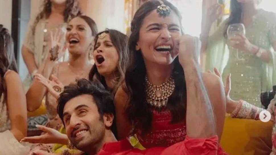 Ranbir Kapoor-Alia Bhatt wedding: Inside pictures from newlyweds&#039; wedding bash