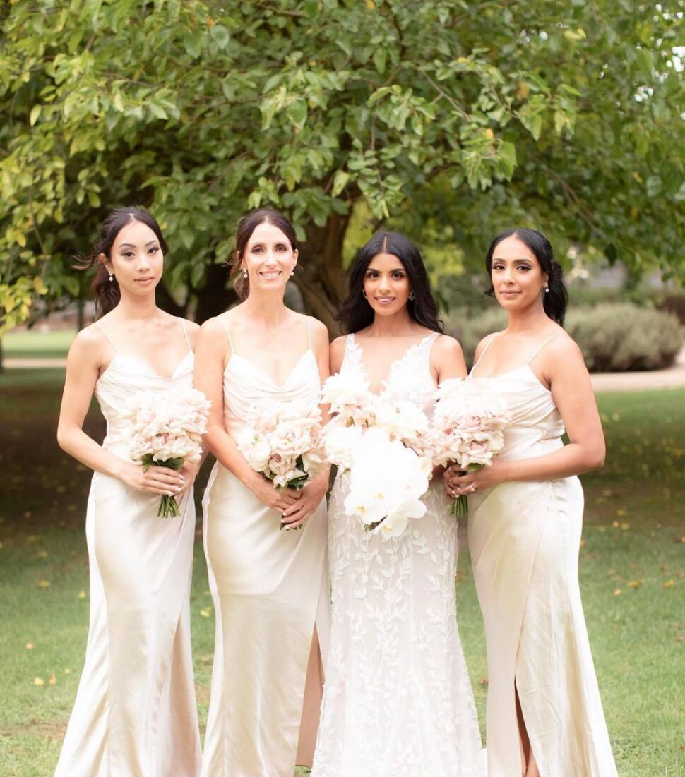 Glenn Maxwell's wife Vini Raman seen with her bridesmaids. She is a pharmacist in Melbourne and had earlier completed her studies from Mentone Girls Secondary College in Victoria. (Source: Instagram)