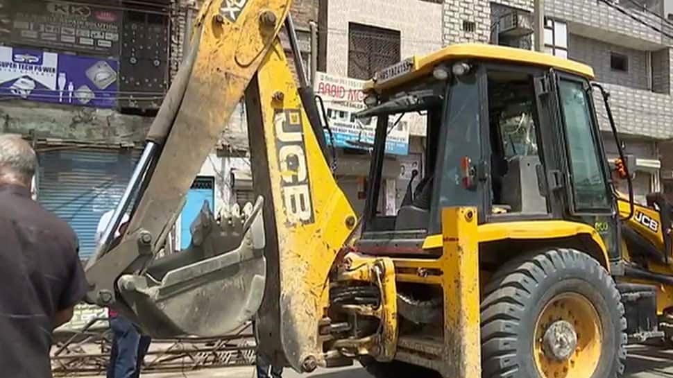 Supreme Court halts NDMC demolition drive in Delhi&#039;s Jahangirpuri, orders ‘status quo’