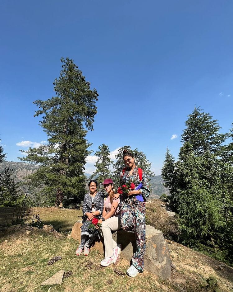 Rubina Dilaik's family accompanies her for a trek