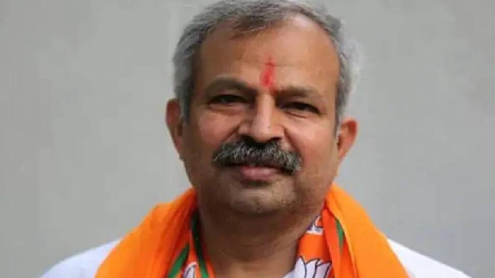 Will write to east, south mayors also to remove illegal encroachments by Bangladeshis, Rohingyas: Delhi BJP chief Adesh Gupta