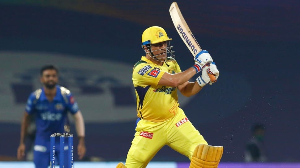 MI vs CSK IPL 2022: MS Dhoni is ‘unbelievable’, says teammate Dwaine Pretorius after THIS record-equaling feat