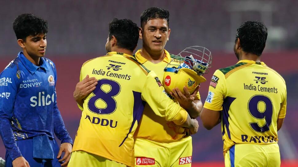 MI vs CSK IPL 2022: Skipper Ravindra Jadeja bows down to MS Dhoni after incredible win, WATCH