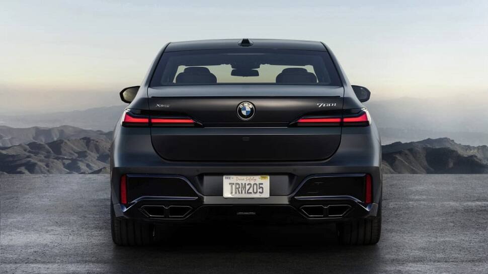 New BMW 7-Series luxury sedan