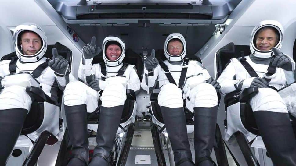 First US private astronaut mission to space station to return on Sunday thumbnail