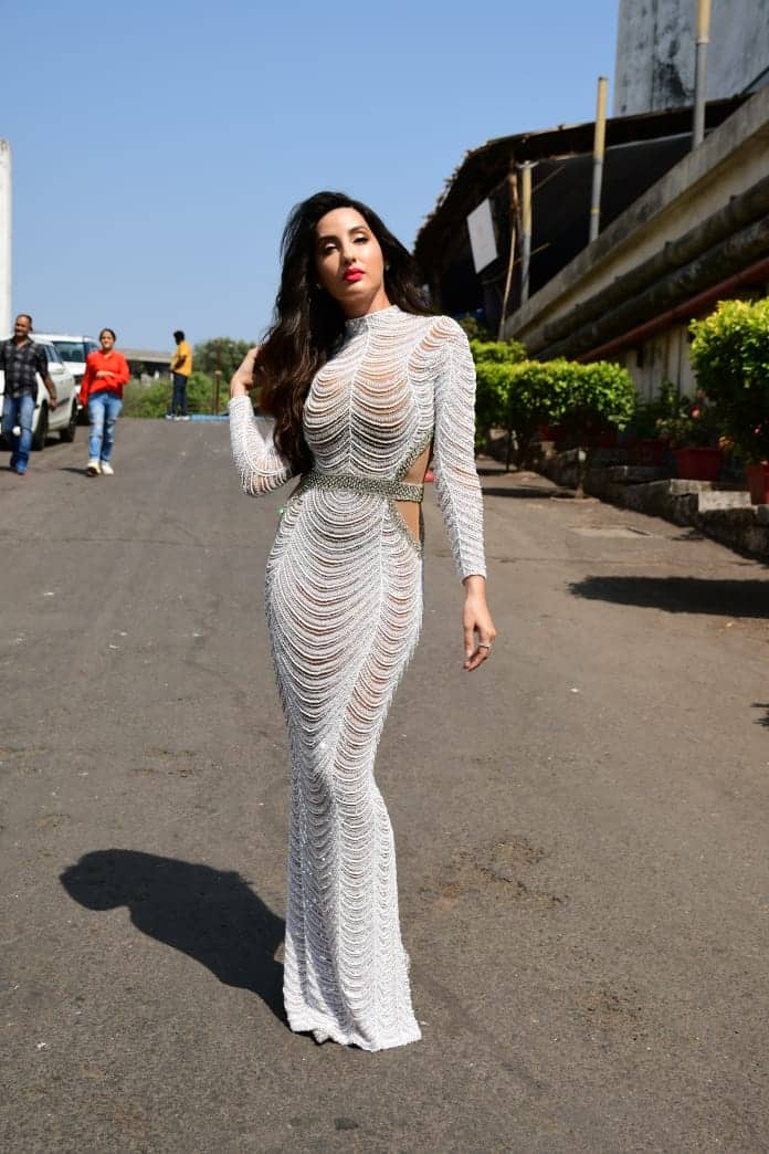 696px x 1044px - Nora Fatehi looks smoking HOT, resembles Egyptian queen in this  body-hugging embellished gown: PHOTOS | News | Zee News