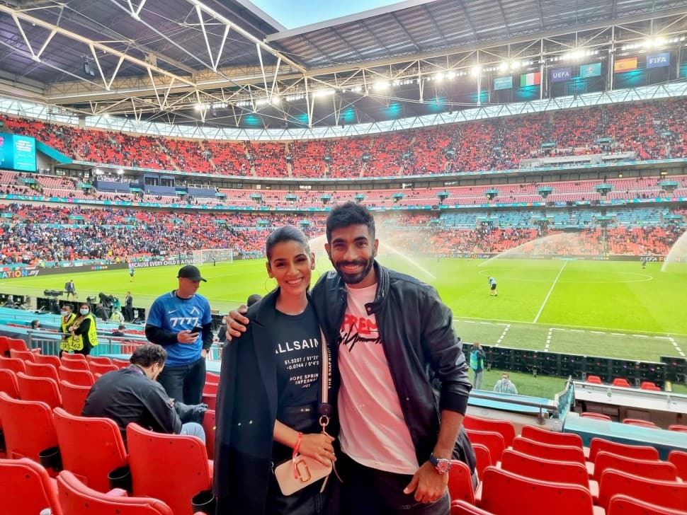 Sanjana Ganesan and Jasprit Bumrah attend a Euro 2020 match between Italy and Spain. (Source: Twitter)
