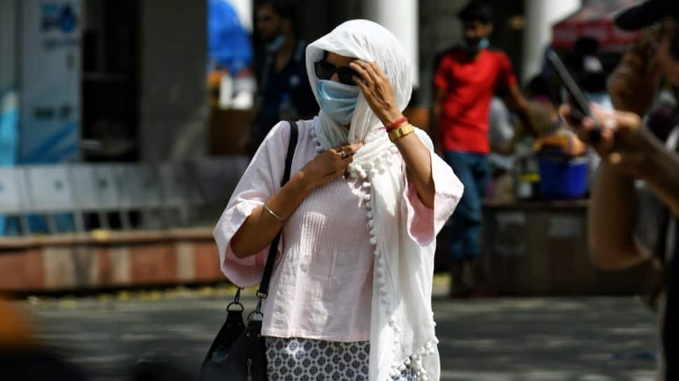 Delhi records second hottest April in 72 years, &#039;orange alert&#039; issued for Saturday