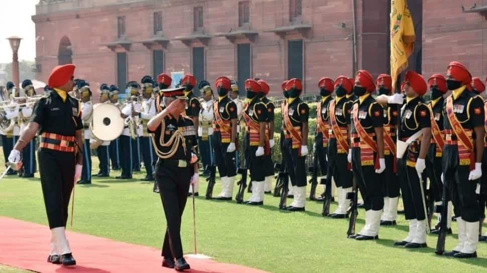 Army Chief General MM Naravane retires, Defence Minister Rajnath Singh praises him