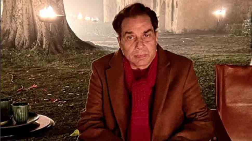 Veteran star Dharmendra admitted to hospital 