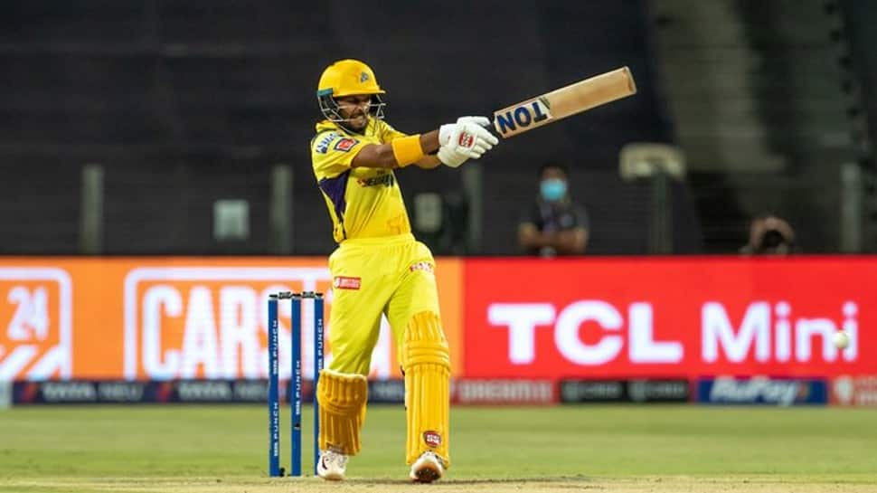 IPL 2022: MS Dhoni takes Chennai Super Kings back to winning ways with a win over Sunrisers Hyderabad by 13 euns