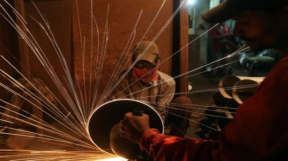 India&#039;s manufacturing sector sees faster growth amid high inflation in April: PMI