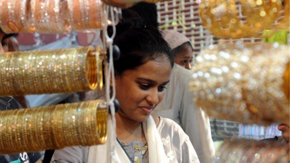 Kolkata markets abuzz for Eid