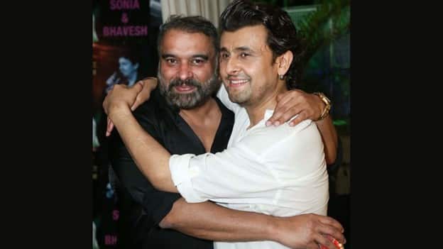 Parag Sanghvi congratulates Sonu Nigam on being awarded the Padma Shri - Vimarsana News