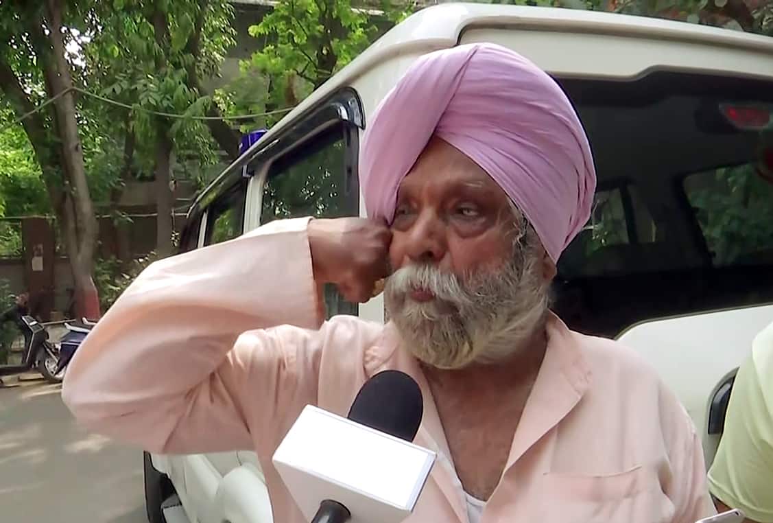 Tajinder Pal Singh Bagga's father alleges misbehaviour by Punjab police