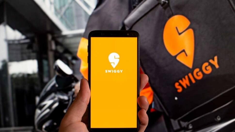 Dunzo reacts to Swiggy's laziness with SRK's hit song: Here's what happened next