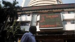 Markets continue to slump amid weak global trends; Sensex tanks 365 points