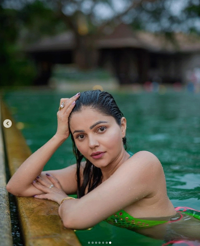 Is Rubina Dilaik a water baby?