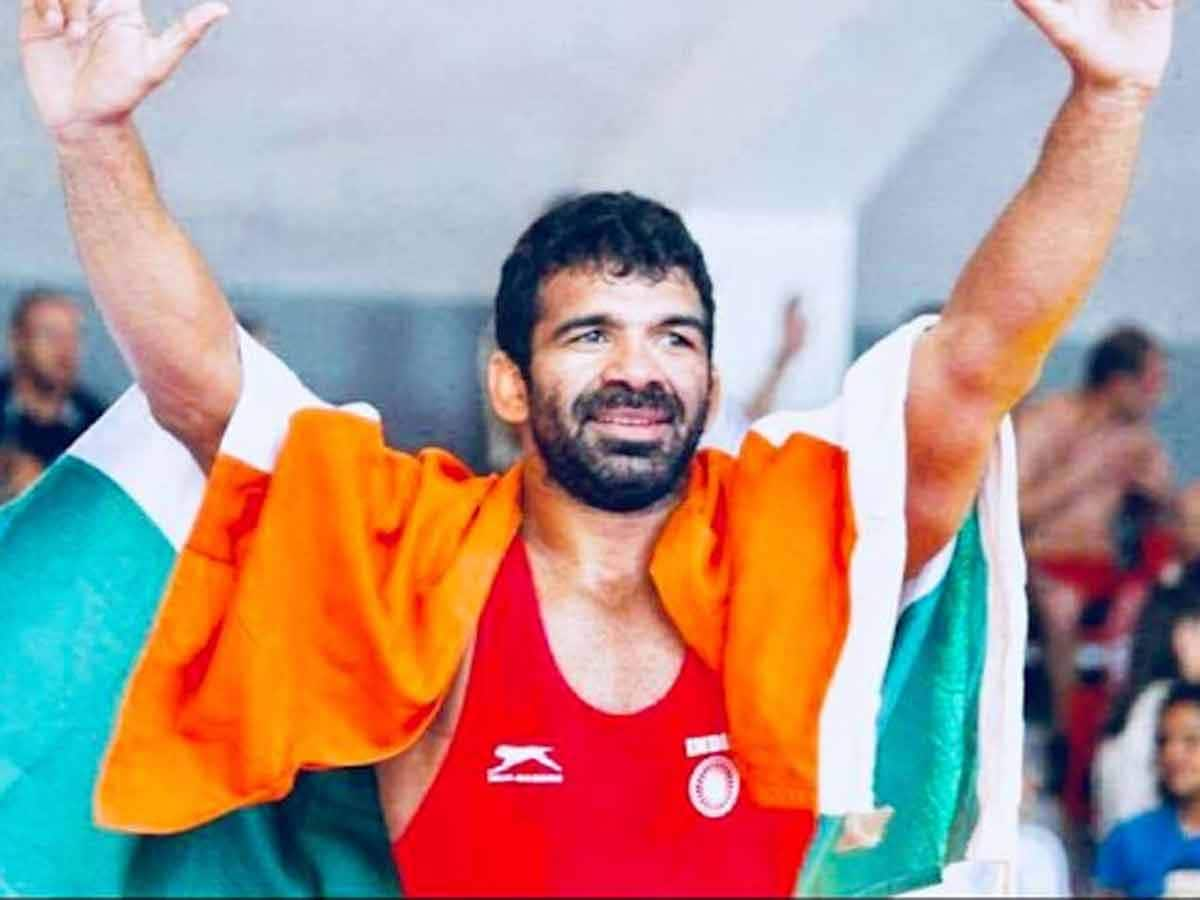 Badhir News: Dumb wrestler dedicates his medal to PM | Zee News