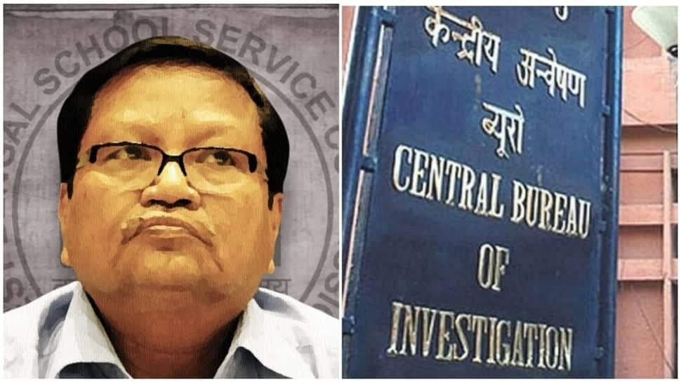 SSC Scam: Bengal Minister &#039;DISAPPEARS&#039; with daughter after the CBI summon