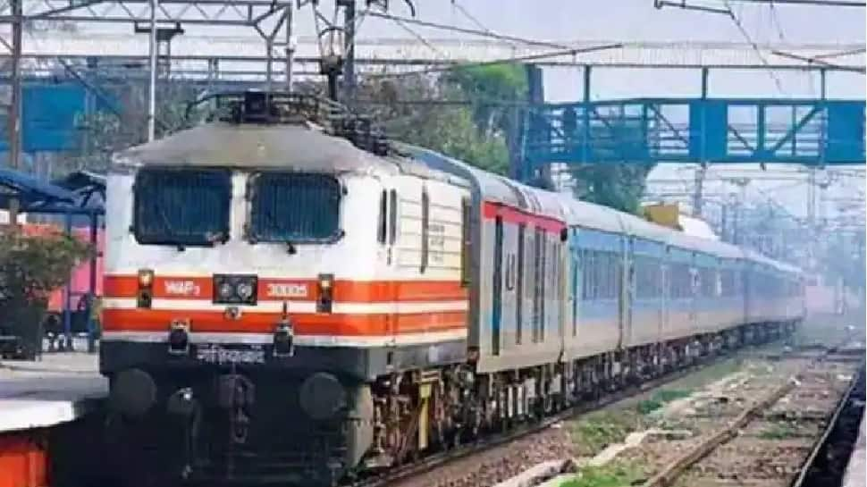 Indian Railways experience linen shortage, material damaged during Covid pandemic