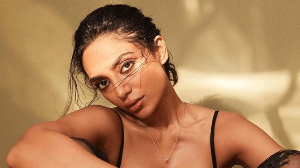 Sobhita Dhulipala, The Scene Stealer