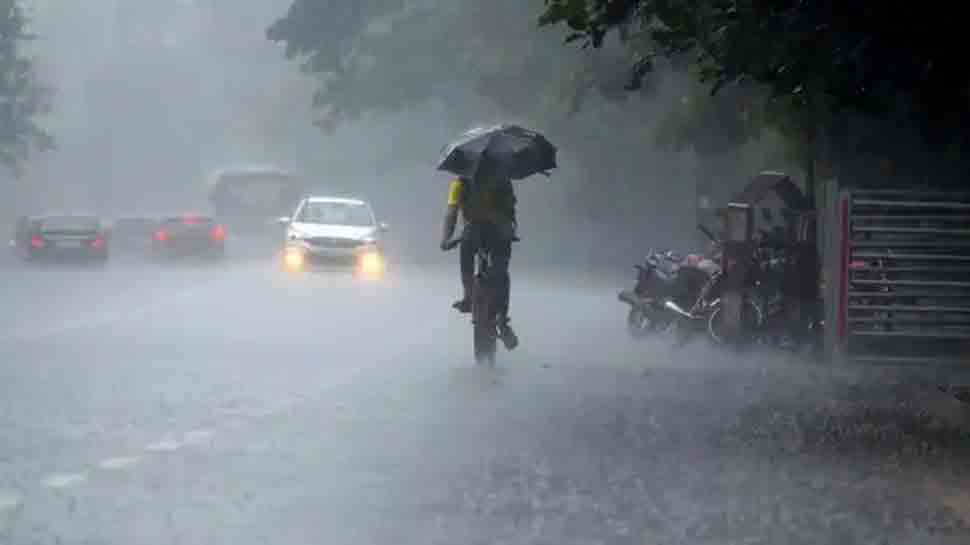 Heavy Rains Lash Kerala Imd Issues ‘yellow Alert In Nine Districts