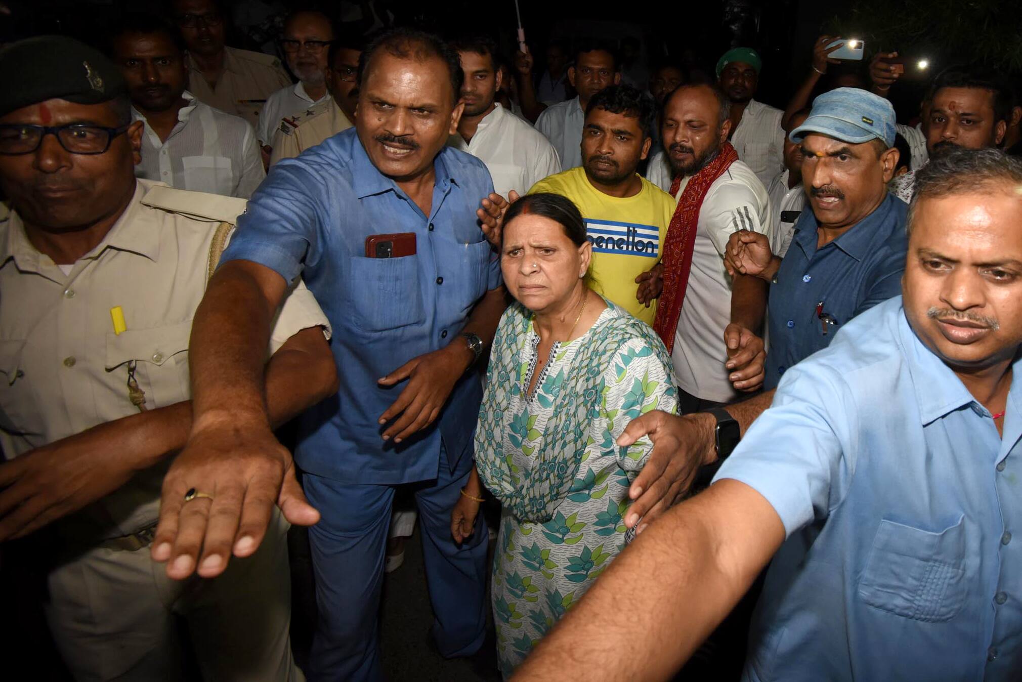 When Rabri Devi trashed her own supporters- Watch