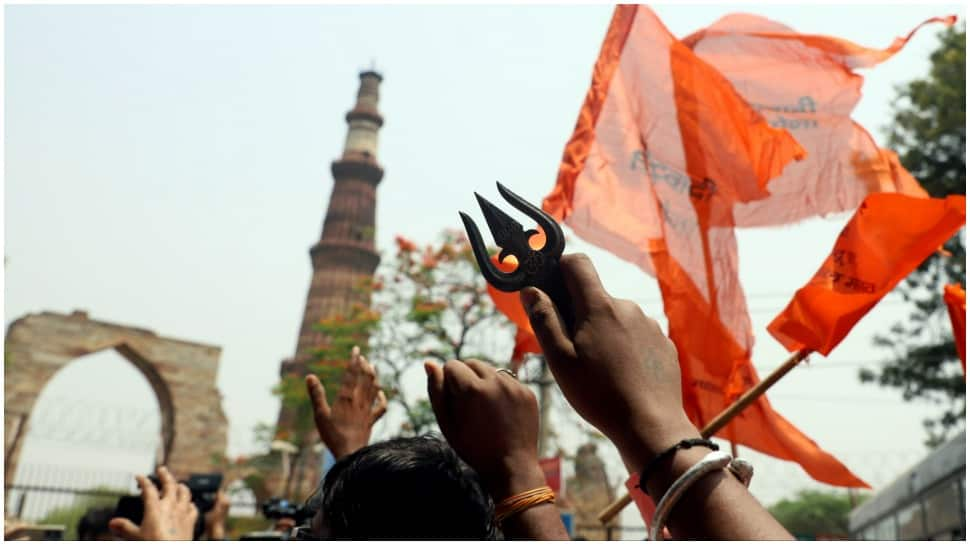 Qutub Minar row: Govt considering iconography of recovered Hindu, Jain idols 