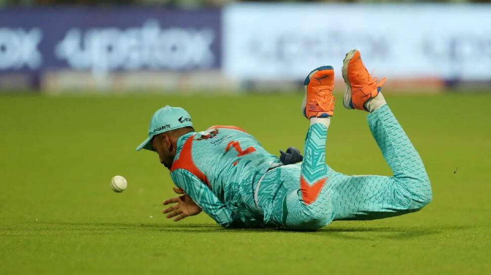 LSG vs RCB IPL 2022 Eliminator: KL Rahul drops Dinesh Karthik’s catch as mentor Gautam Gambhir loses cool, WATCH