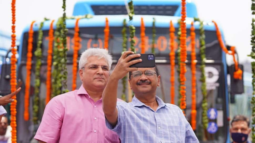 Delhi government&#039;s new electric buses a hit among commuters, about 1 lakh travelled in 3 days