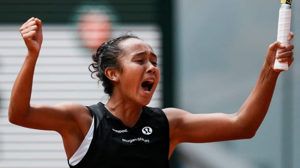 French Open 2022: Canadian teenager Leylah Fernandez stuns Amanda Anisimova to enter quarter-finals