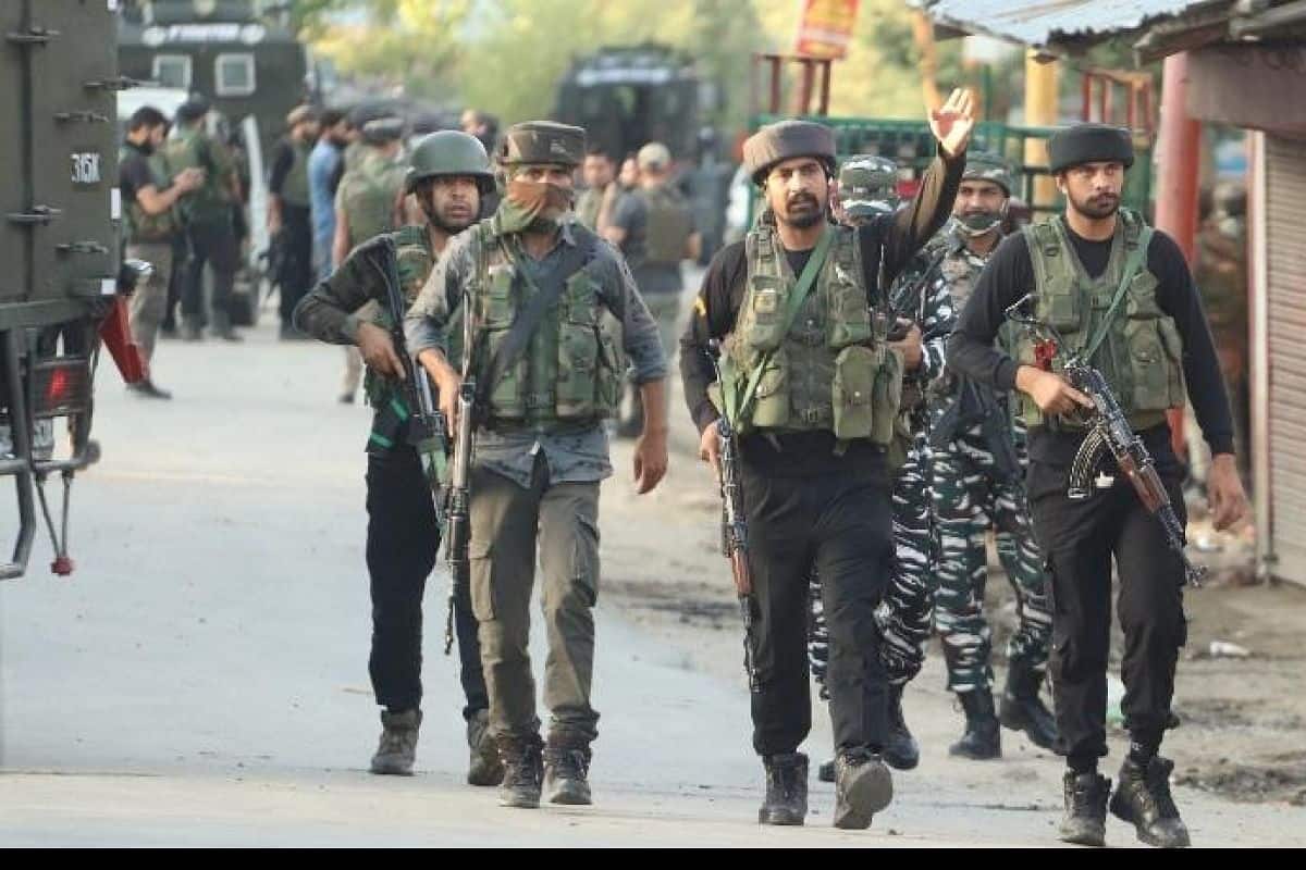 JammuKashmir CCTV footage of 'Target Killing' in Kulgam Zee News