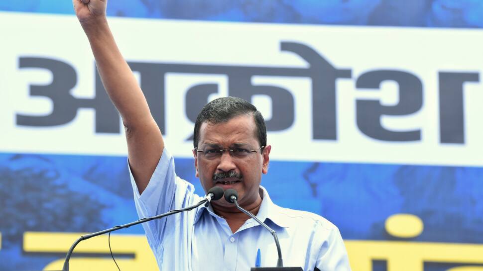 BJP can&#039;t handle Kashmir: Arvind Kejriwal lashes out at Centre on J&amp;K killings