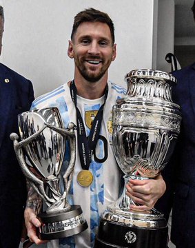 2nd Footballer with most titles won