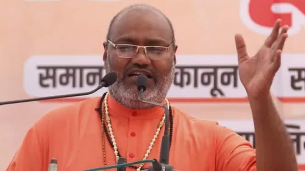 Yogi admin warns Yati Narsinghanand against spreading communal hatred amid row over Prophet Muhammad remarks